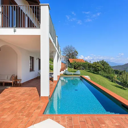 Welcoming With Pool & Views! - Mirella *