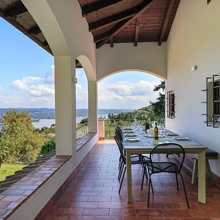 Вилла Welcoming With Pool & Views! - Mirella Dagnente