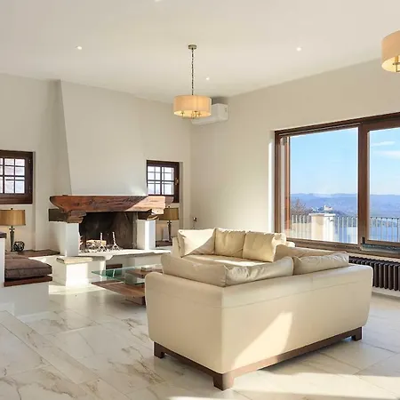 Welcoming With Pool&views! - Mirella Dagnente